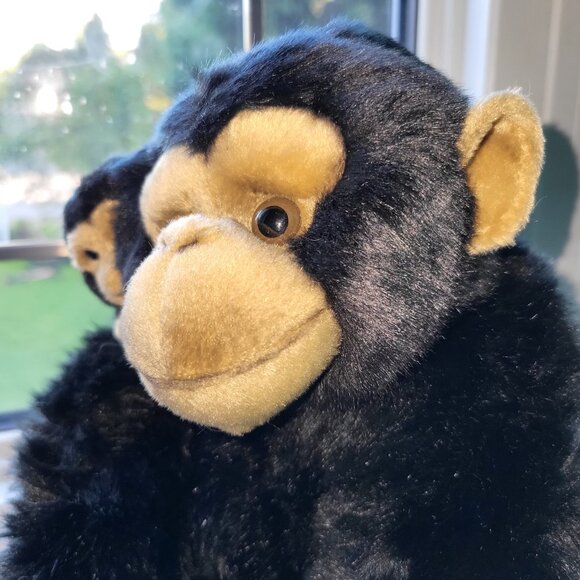 Russ Berrie/Yomiko Classics Black/Brown Chimpanzee with baby on shoulder - Picture 3 of 11